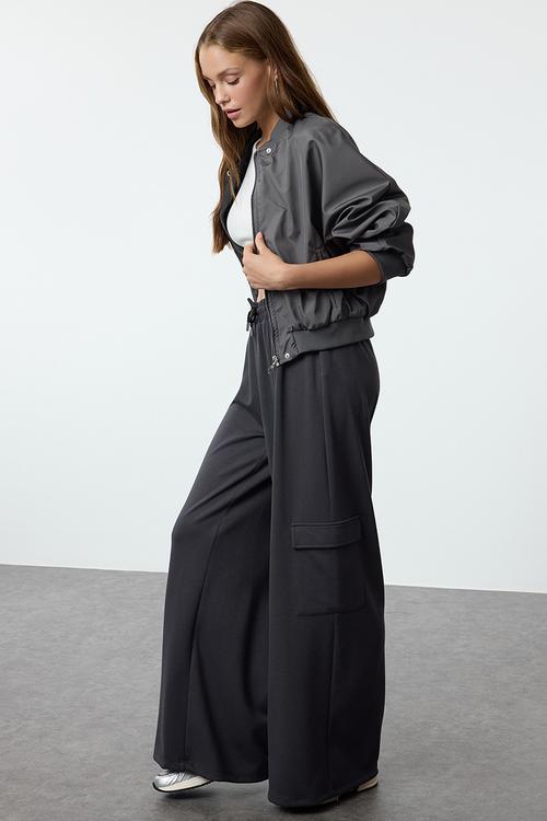 Cargo pocket soft touch tube leg knitted sweatpants - anthracite