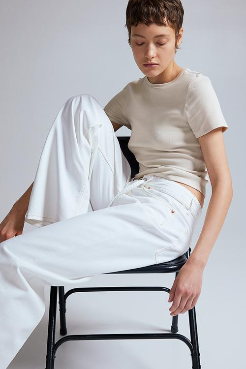 Fitted T-shirt - light greige 