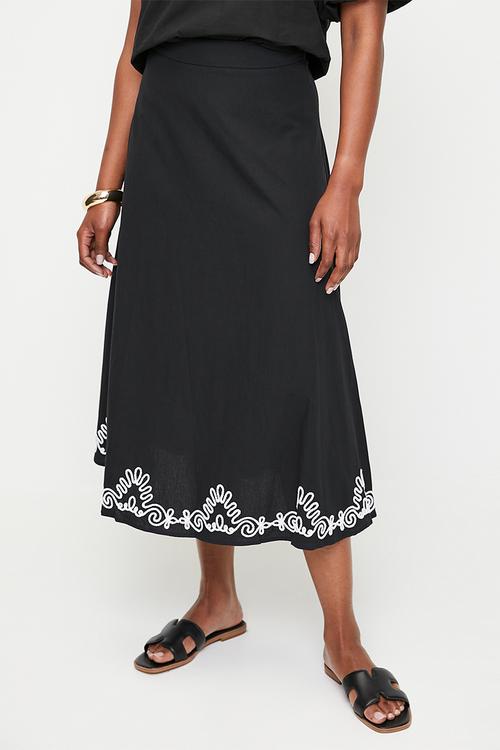 Embroidered Hem Circle Skirt (CO-ORD) -Black