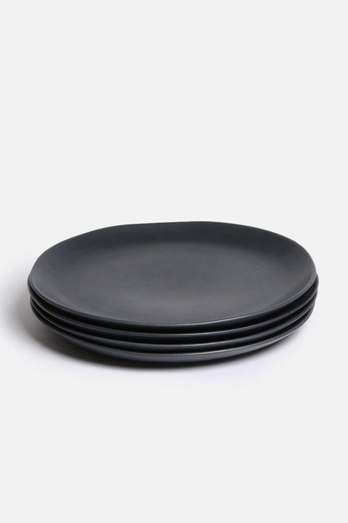 Dinner plate set of 4