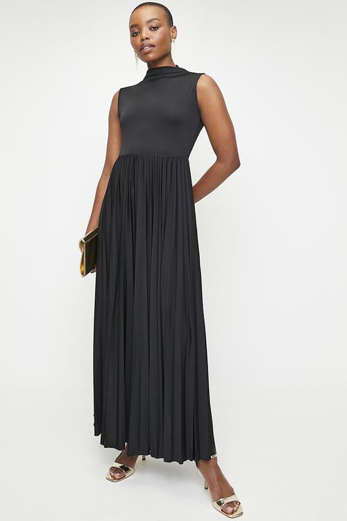 Funnel Neck Pleated Knit Dress-Black