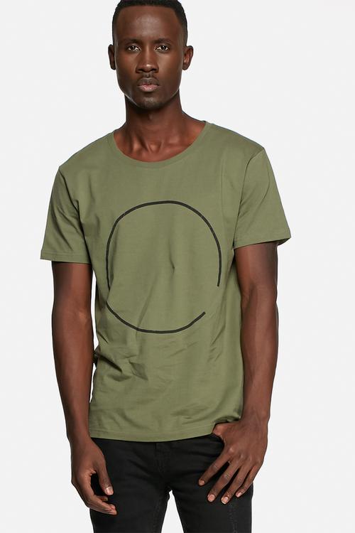 Graphic tee