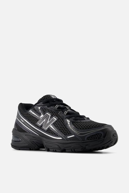 740 V1 Gs - Black