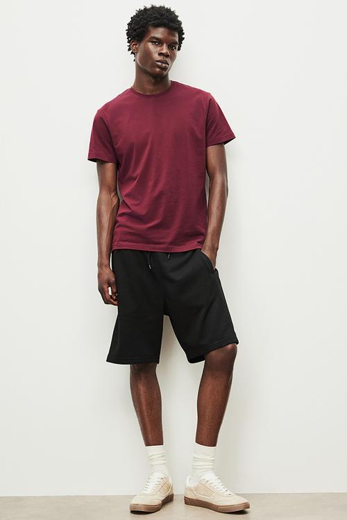 Slim fit round-necked T-shirt - red
