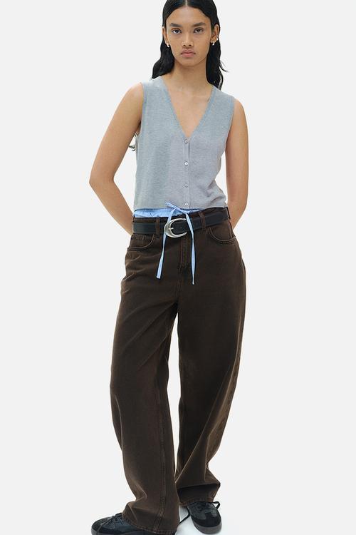 Button-front sweater vest - grey