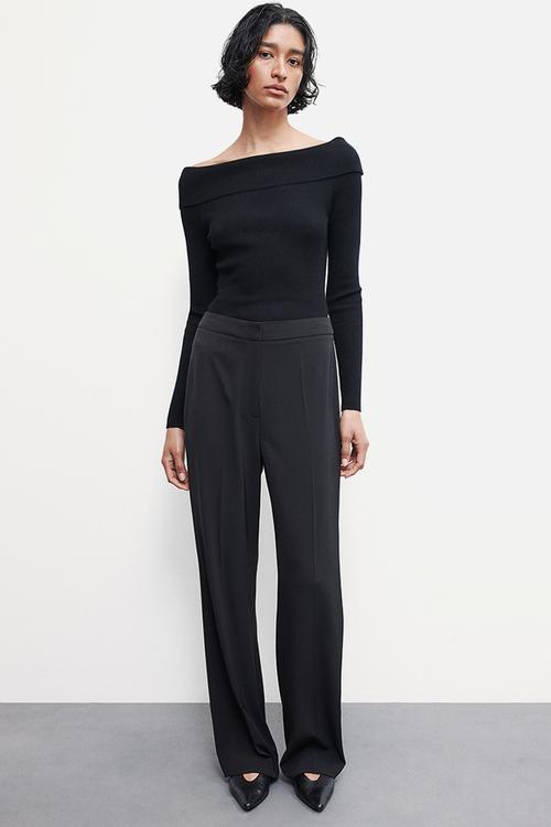 Rib-knit off-the-shoulder top - black