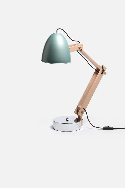 Max desk lamp