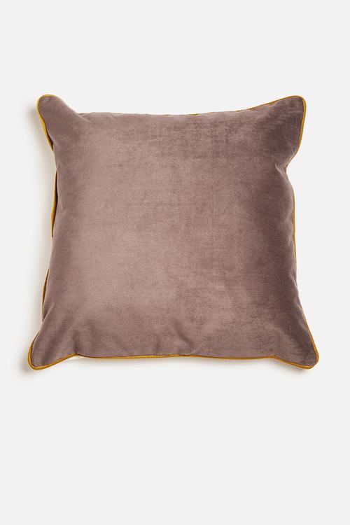 Drama cushion