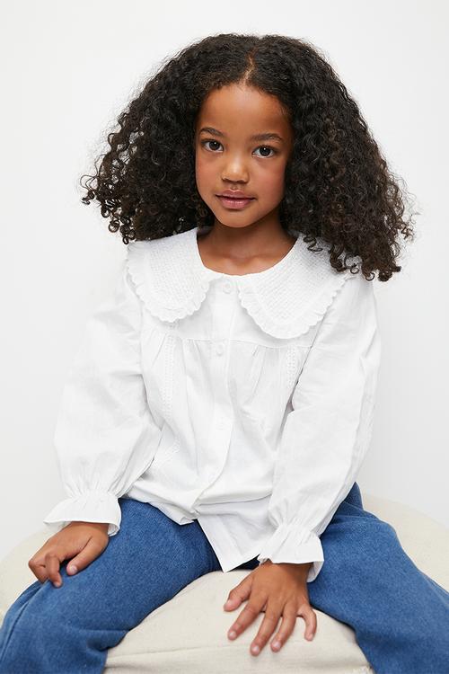 Peter pan collar shirt - white