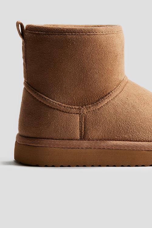 Boots - dark beige