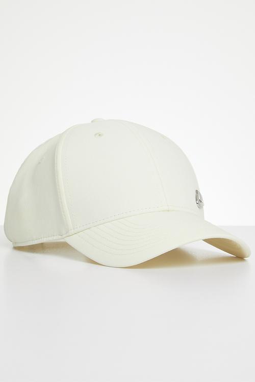 U Nk Df Club Cap S Cb Mtfut L Structured Metal Logo Cap - Coconut Milk