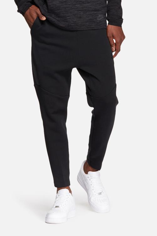 Tech fleece cropped pants