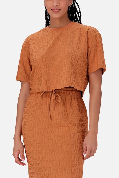 Alondra Embossed Logo Boxy T-Shirt - Dark Caramel