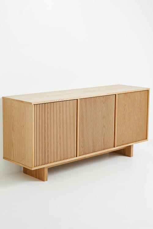 Groove sideboard 3 door - Oak Veneer