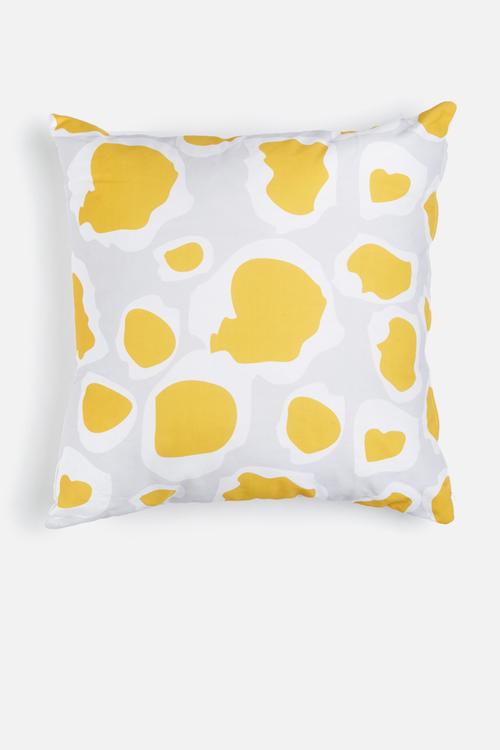 Mellow dotty printed cushion
