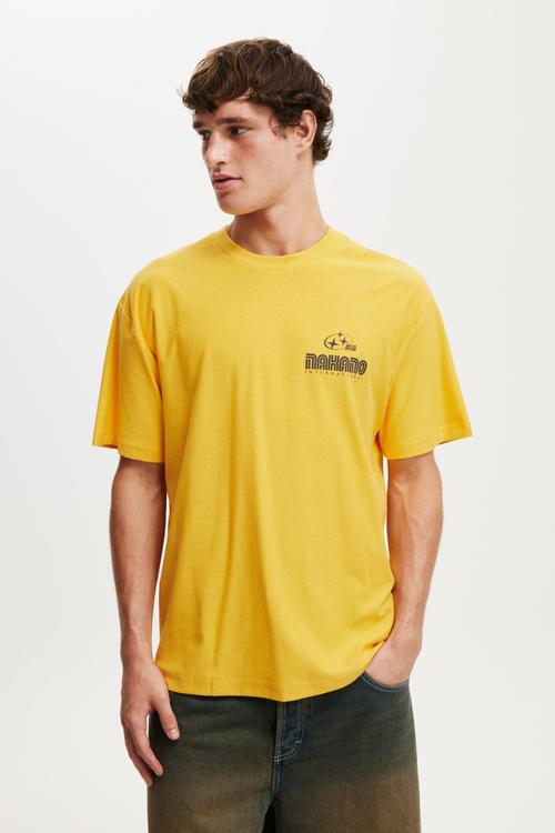 Premium Loose Fit Art T-shirt - Safety Yellow/Nakano