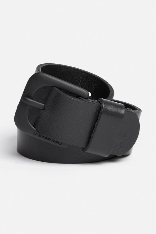 Zed leather belt