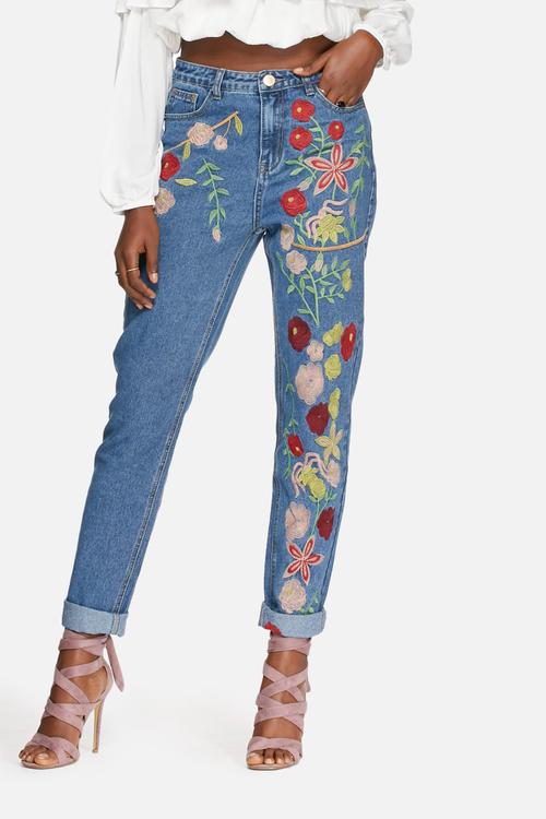 Flower embroidered jeans 