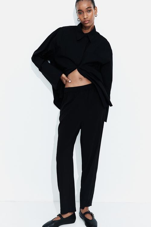 Ankle-length trousers - black