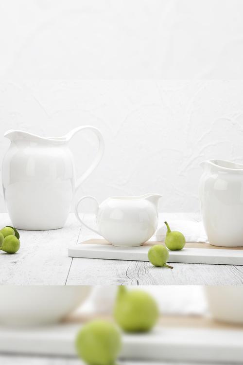 WBA Jug 750ml - White