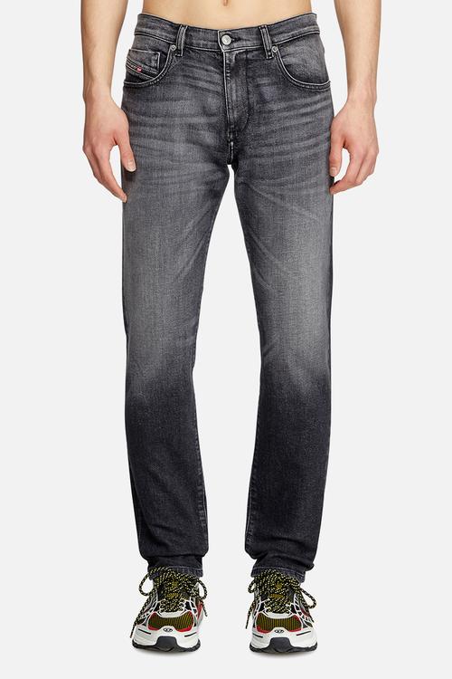 2019 D-STRUKT - Black Faded Wash