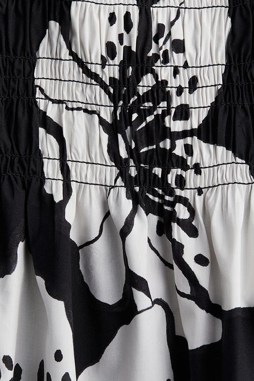 Smocked-top dress - black white floral 