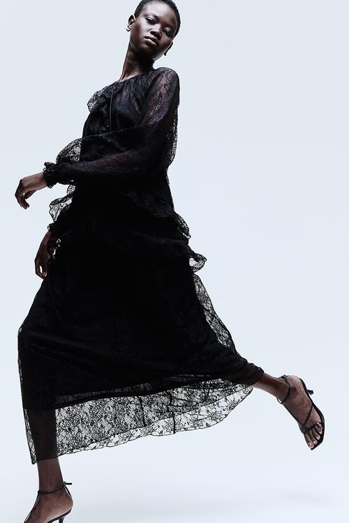 Flounce-trimmed lace dress - black