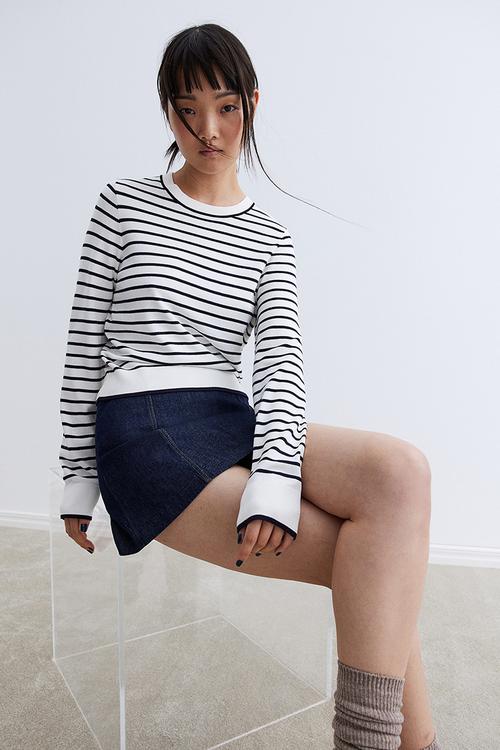 Fine-knit jumper - cream striped