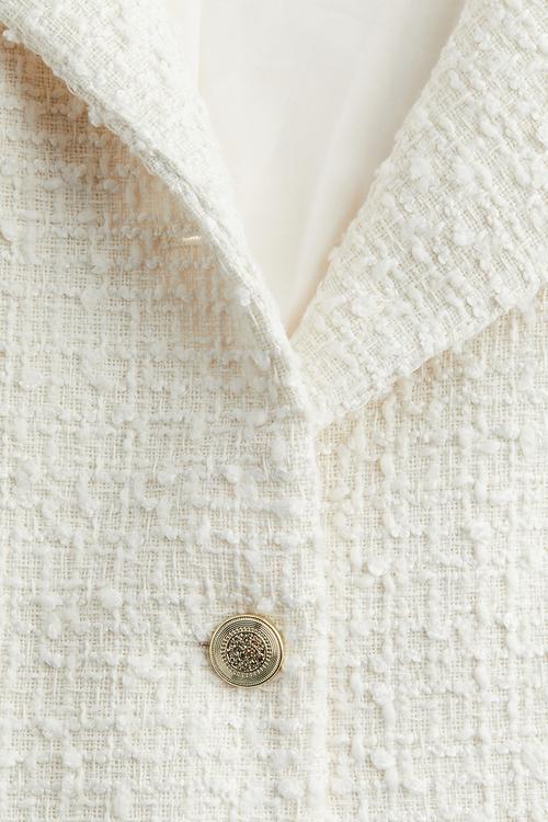 Short bouclé jacket - cream