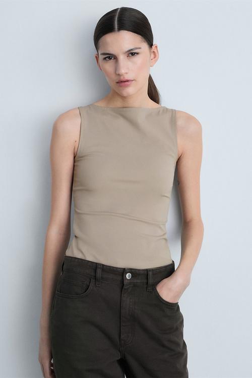 Top Tecla - Light Pastel Brown