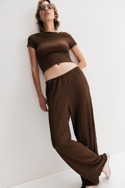 Wide crinkled trousers - dark brown