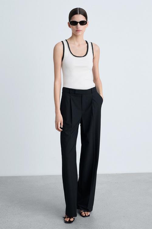 Top Lota - White