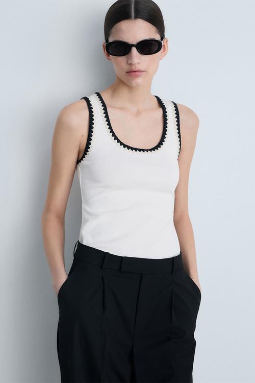 Top Lota - White