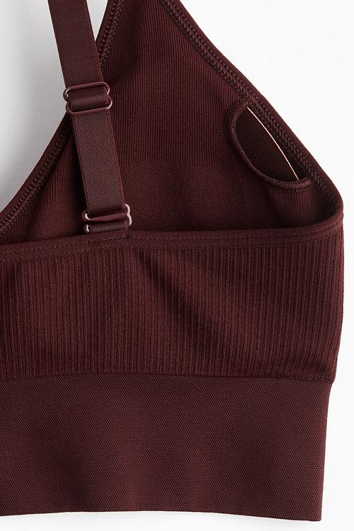 Seamless medium support sports bra with drymove™ - dark red 