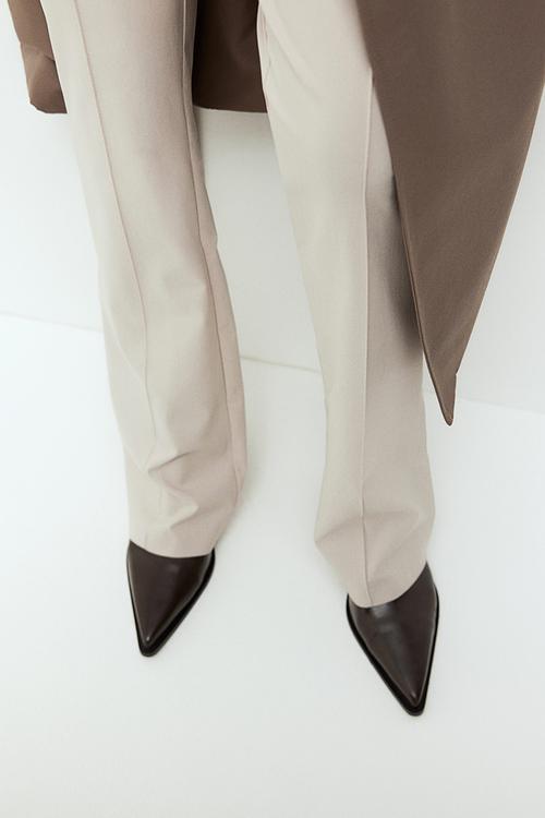 Flared tailored trousers - light greige