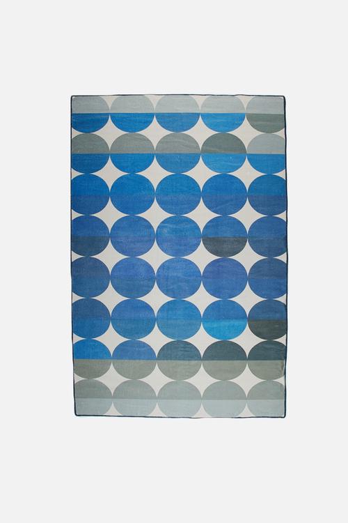 Circle printed rug