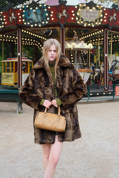 Fluffy coat - dark brown