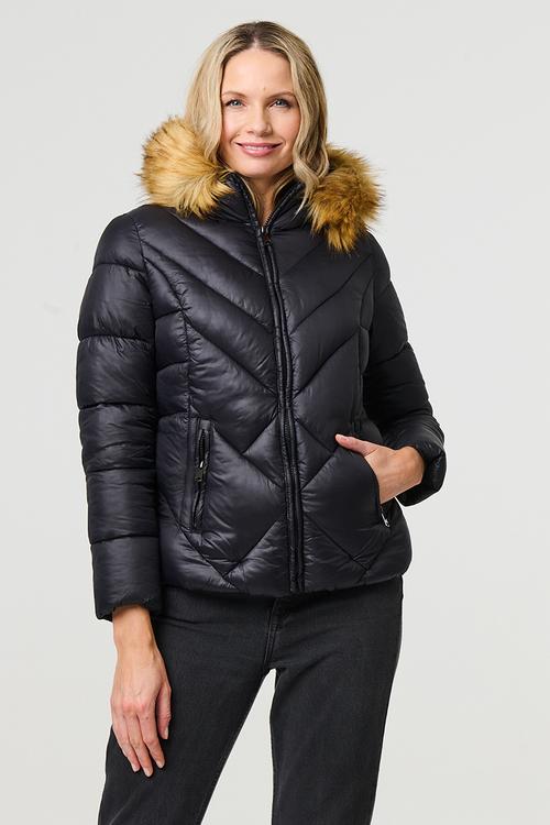 Chevron puffer jacket with faux fur hood - black