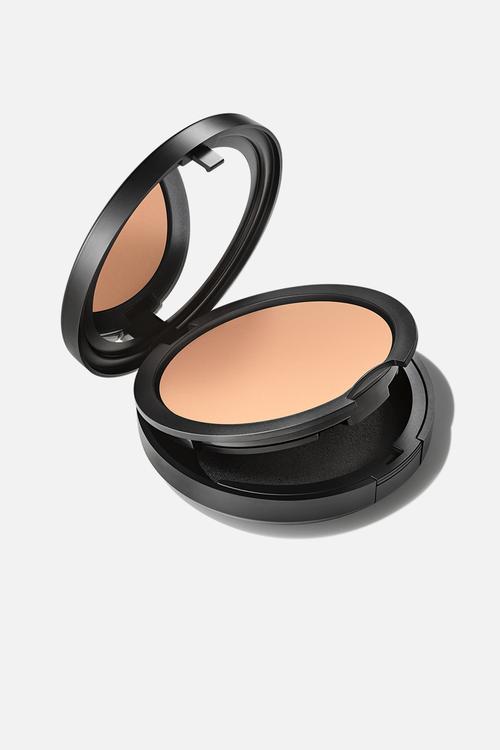 Studio Fix Powder Plus Foundation - NW10