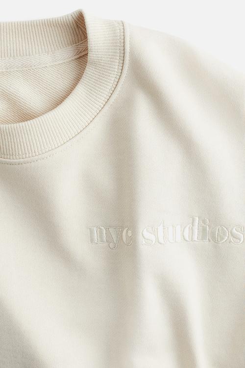 Text-motif sweatshirt - cream nyc studios