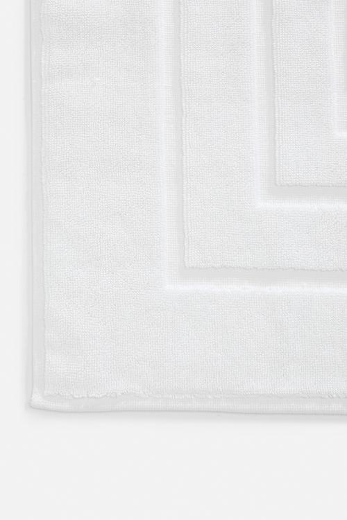 Royal plush bath mat - white