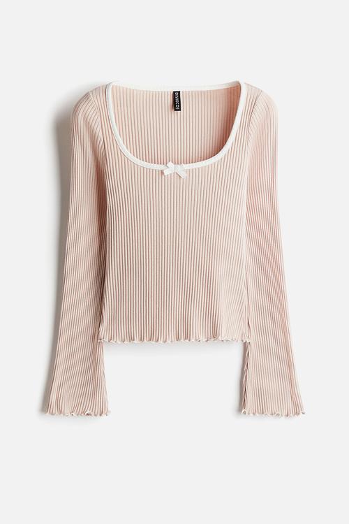 Overlock-detail ribbed top - light dusty pink
