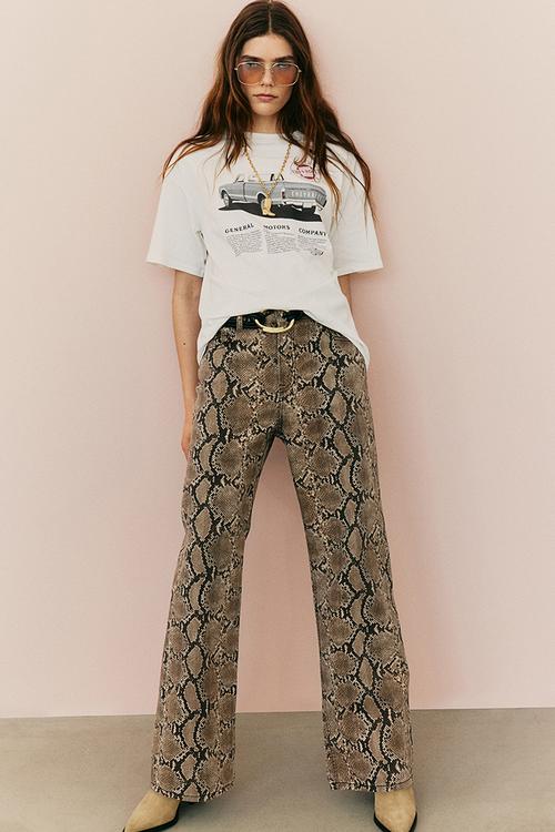 Oversized printed t-shirt - cream general motors