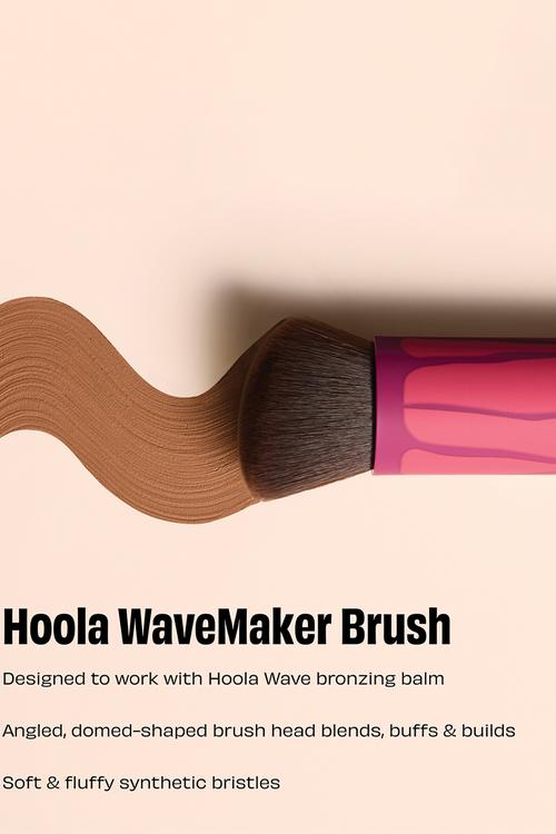 Hoola Wavemaker - bronzing balm brush