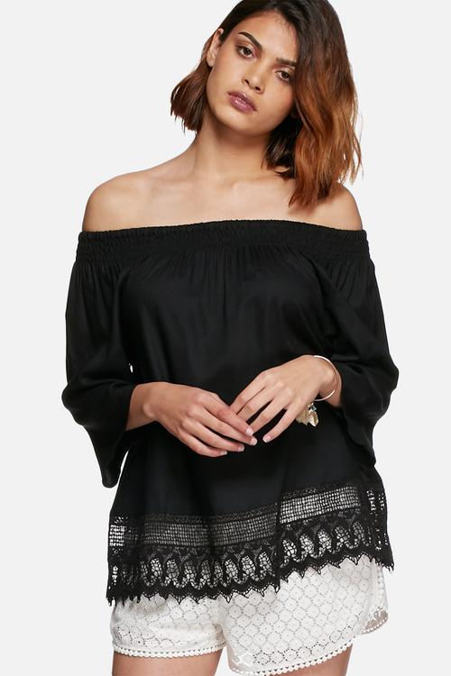 Lisa off shoulder top