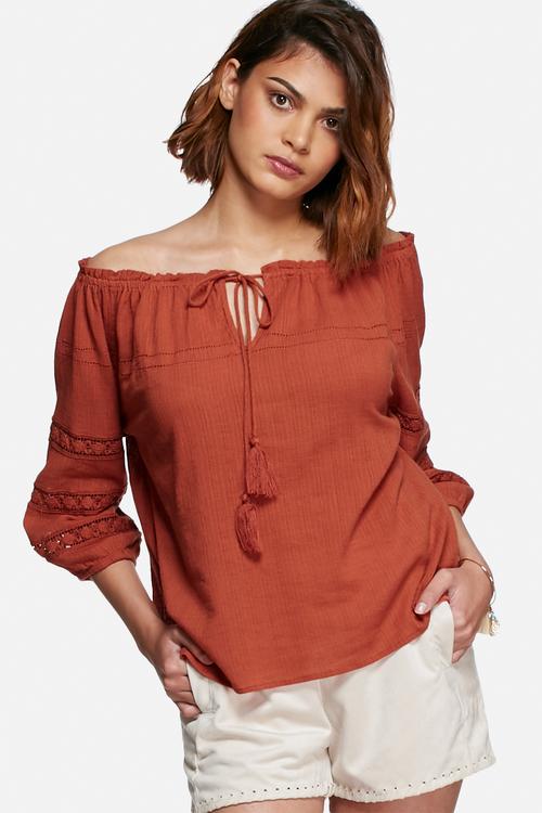 Lisa off shoulder top