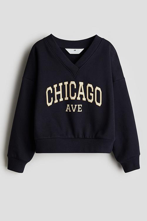V-neck sweatshirt - navy blue chicago ave