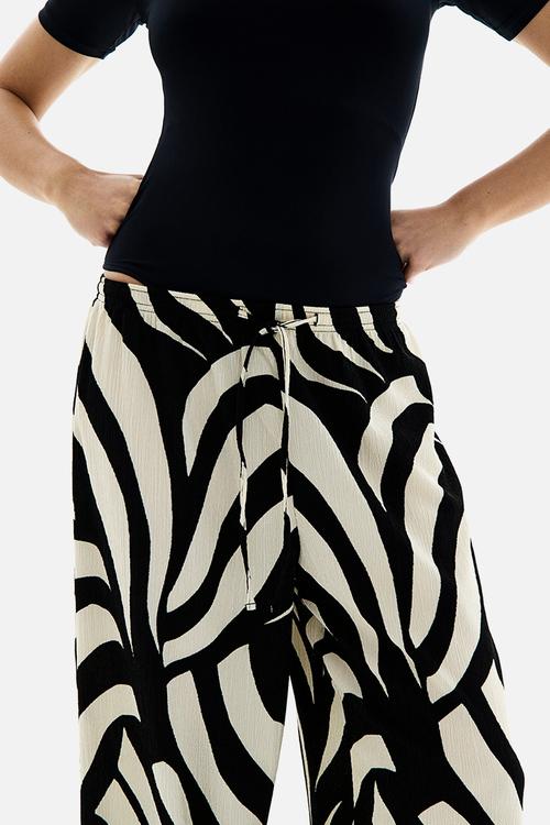 Textured jersey drawstring trousers - black patterned