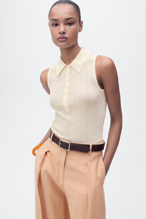 Top Claus - Light Pastel Yellow