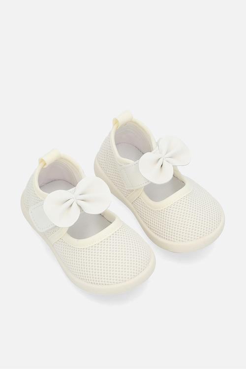 Bow décor adjustable fastener sneaker - ivory/white